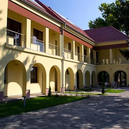Pensjonat Csenge Panzio 3*