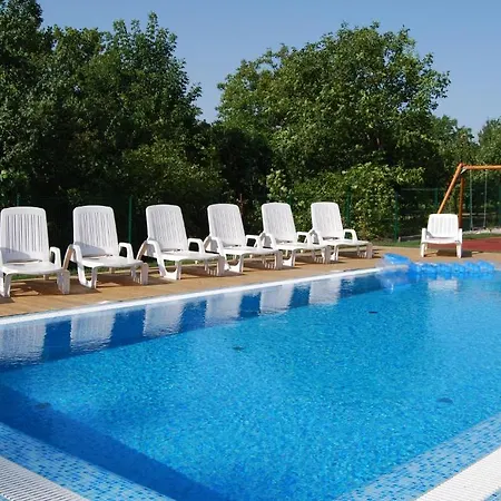 Csenge Panzio Pensjonat 3*